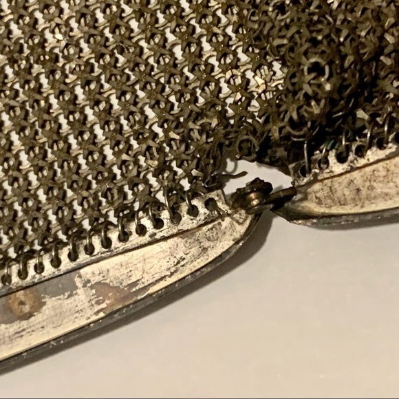 𝅺antique 1930s WHITING & DAVIS “ELSAH” mesh handbag. - Picture 7 of 13